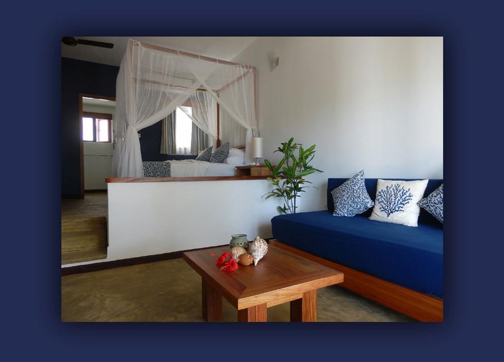 L'Hirondelle Self Catering Guest House Anse Volbert Village  Room photo