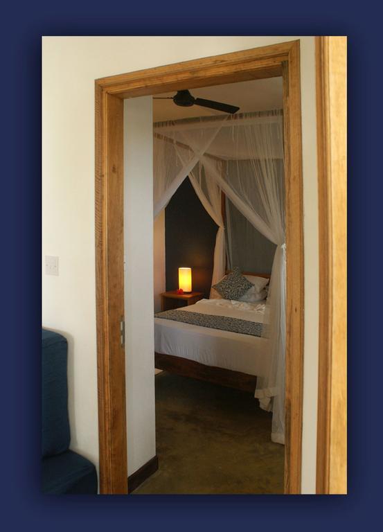 L'Hirondelle Self Catering Guest House Anse Volbert Village  Exterior photo