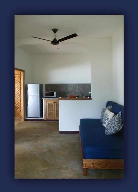 L'Hirondelle Self Catering Guest House Anse Volbert Village  Room photo